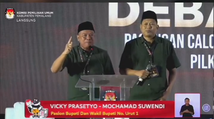 Aksi Heboh Vicky Prasetyo Nyanyi dan Interupsi Ditegur Moderator di Debat Pilkada 